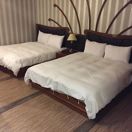 Bazhong Sentosa Hotel เกาสง ภายนอก รูปภาพ