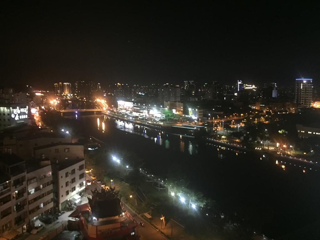 Bazhong Sentosa Hotel เกาสง ภายนอก รูปภาพ