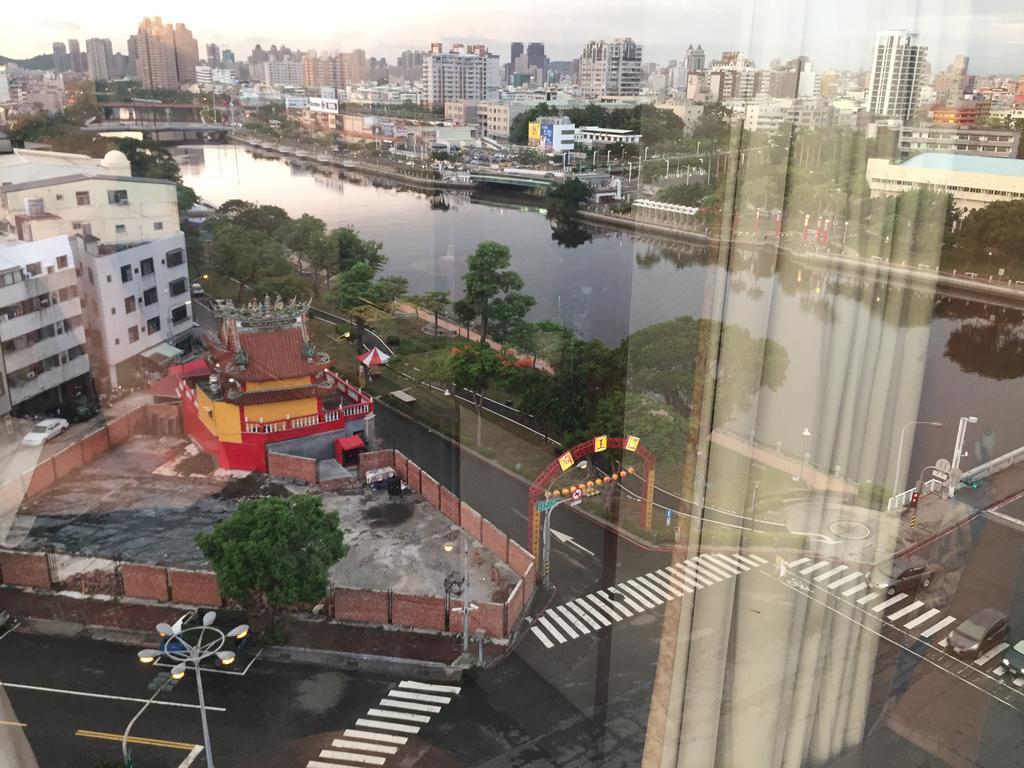 Bazhong Sentosa Hotel เกาสง ภายนอก รูปภาพ