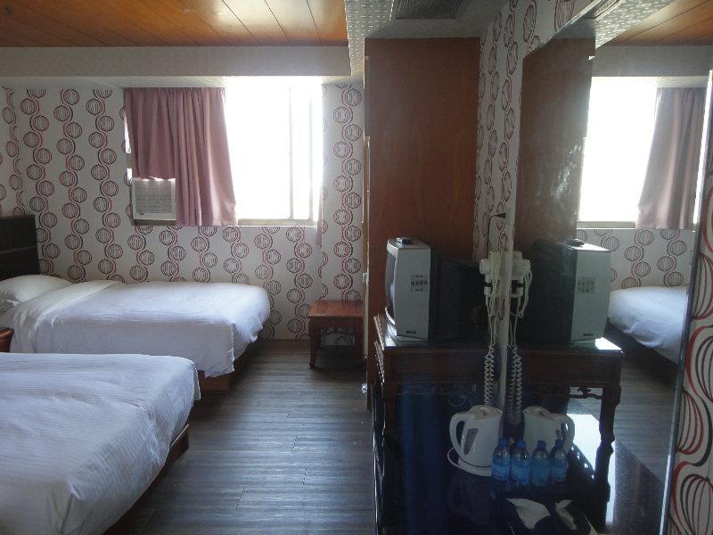 Bazhong Sentosa Hotel เกาสง ภายนอก รูปภาพ